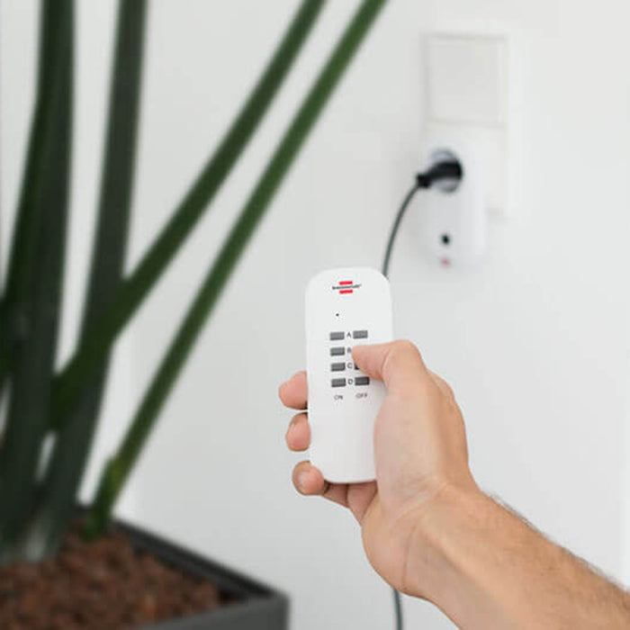 immagine-3-brennenstuhl-set-radiocomando-a-distanza-brennerstuhl-comfort-line-ean-4007123643554