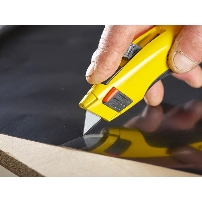 immagine-5-stanley-lama-a-trapezio-grande-con-fori-100-pz-stanley-1-11-916-ean-3253561119163