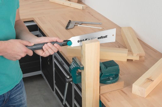 immagine-2-wolfcraft-sega-giapponese-per-tagliare-facilmente-battiscopa-rami-e-tubi-in-materiale-sintetico-6951000-wolfcraft-ean-4006885695108